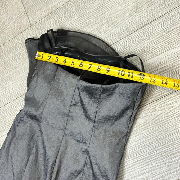 Betsy & Adam Strapless Mini Embellished Dress in Gunmetal Grey Silver Size 8 - Picture 13 of 14